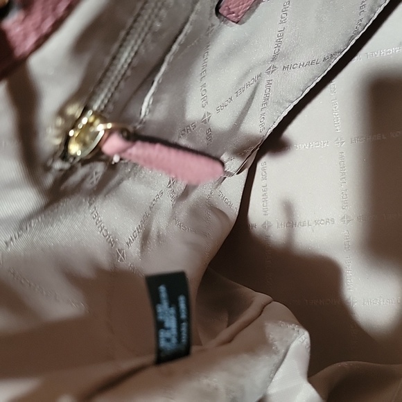 MICHAEL KORS EUC NICOLE LARGE LEATHER BUCKET BAG - Picture 8 of 9